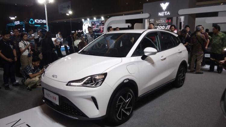 Sematkan Teknologi Canggih, Yuk Intip Fitur ADAS yang Ada Pada Neta V-II