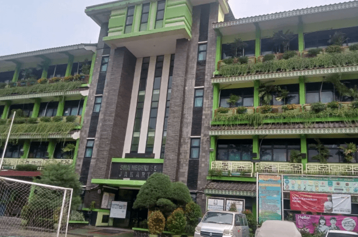 Usai Ramai soal Petisi, Kepsek SMAN 65 Jakarta Bersedia Dipindahkan jadi Guru di Cipayung