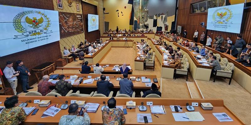 Komisi II DPR Desak Kementerian ATR/BPN Respons Cepat Laporan Mafia Tanah