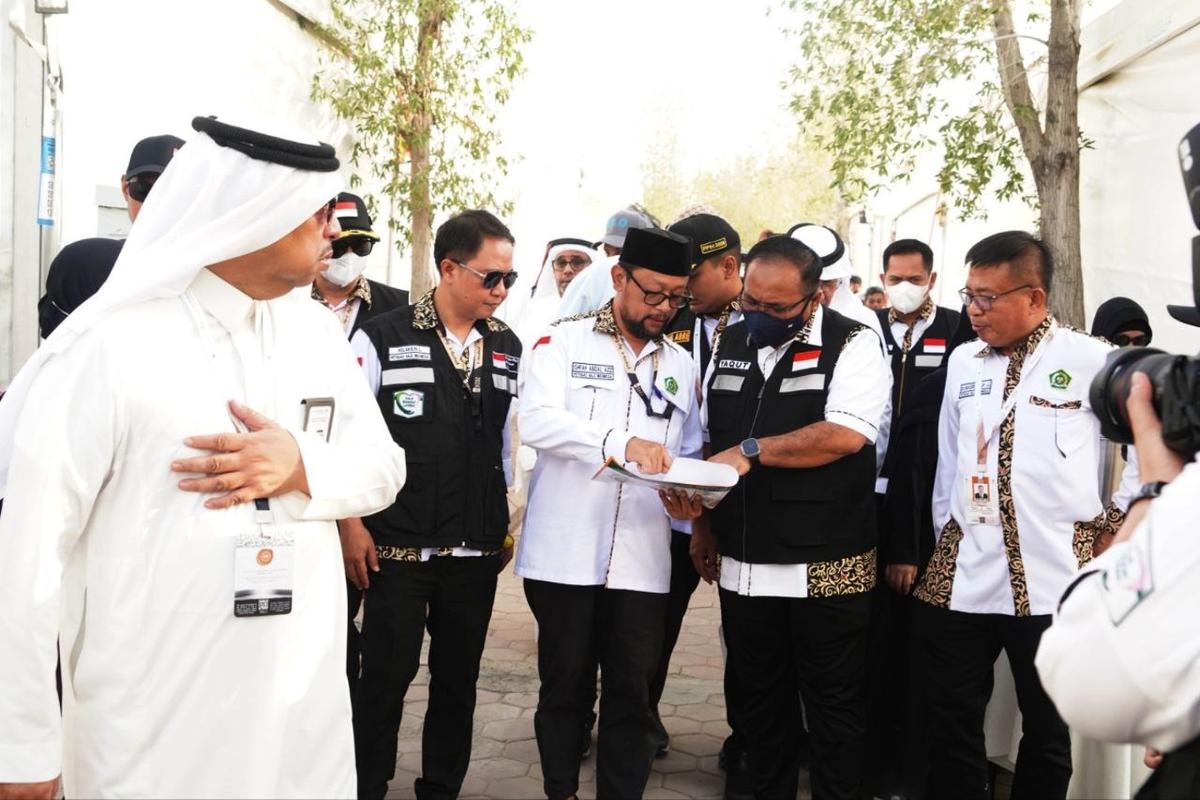Arafah Berdebu, Menag Imbau Jemaah Haji Pakai Masker