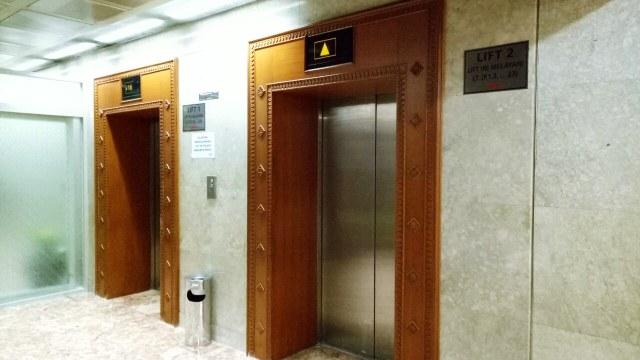 Duh! Lift DPR Kembali Anjlok, Habiburokhman Terjebak