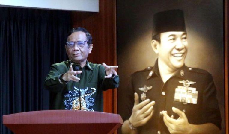 Mahfud Ajak Caleg PDIP Terpilih Wujudkan Indonesia Emas Bung Karno