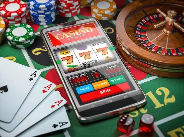 Peneliti Soroti Ungkapan Menko PMK yang Sebut Pelaku Judi Online Dapat Bansos
