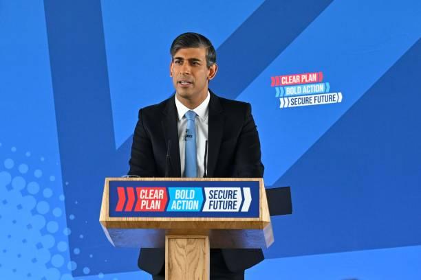 Rishi Sunak: Ukraina Bebas untuk Gunakan Senjata Negara Barat