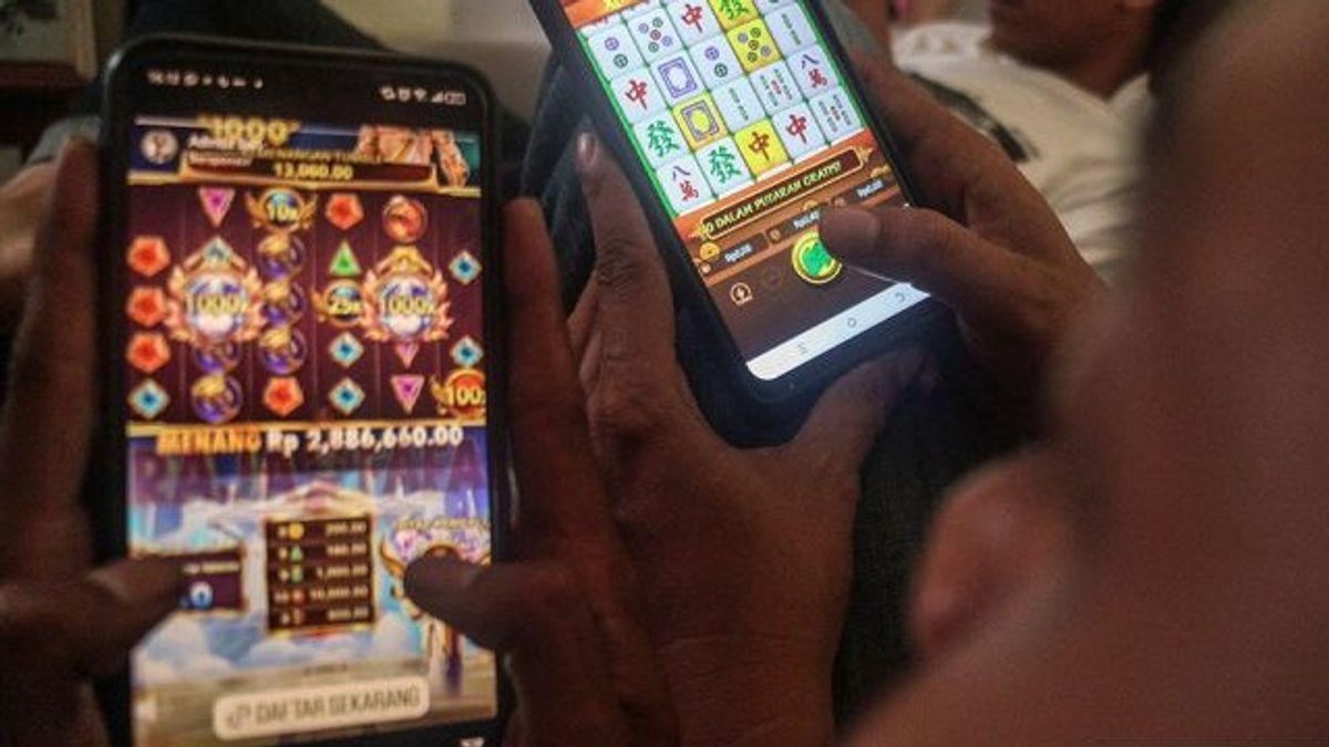 Sosiolog Unair: Penjudi Online Bisa Dikategorikan Sebagai Korban