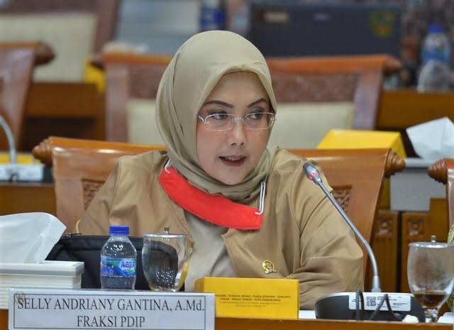 DPR Pertanyakan Kemenag soal Alihkan 10 Ribu Kuota Haji Tambahan di Luar Kesepakatan Komisi VIII