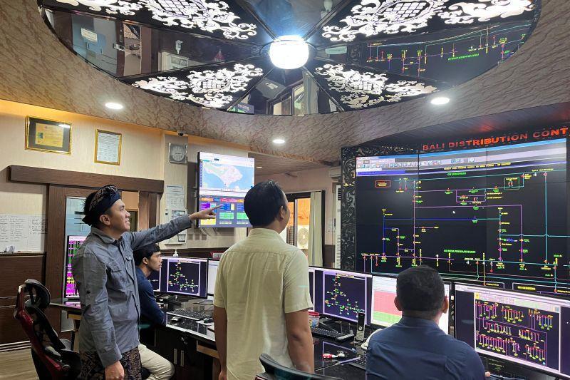 Terjunkan 1.058 Personel, PLN Amankan Listrik Selama Libur Idul Adha 2024 di Bali