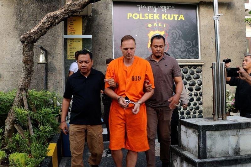 WNA Jerman Pelaku Pemukulan Pengendara Motor di Bali Ditangkap Polisi!