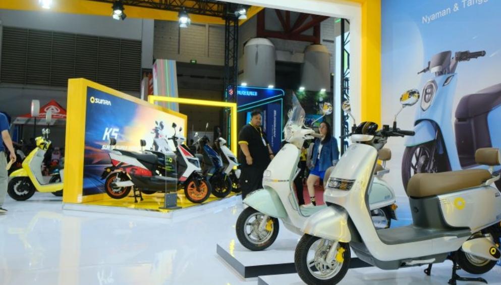 Debut Resmi di Jakarta Fair, Sunra Bawa 9 Motor Listrik Unggulannya