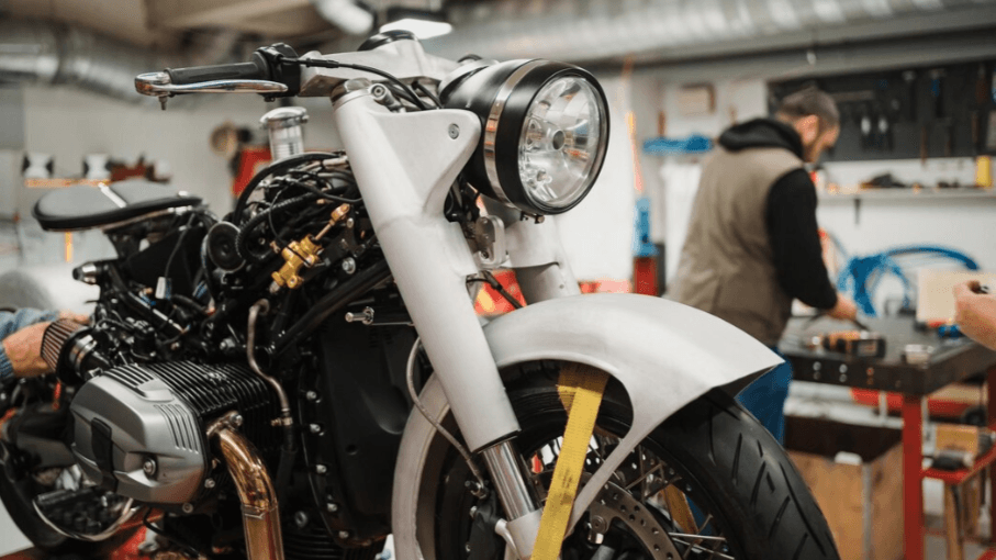 Boros Bensin tapi Bisa Dimodifikasi Sesuka Hati? Ini Keunggulan Motor Karburator!