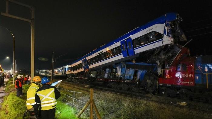 9 Orang Terluka Akibat Tabrakan Kereta di Chile, Masinis dan Asisten Tewas