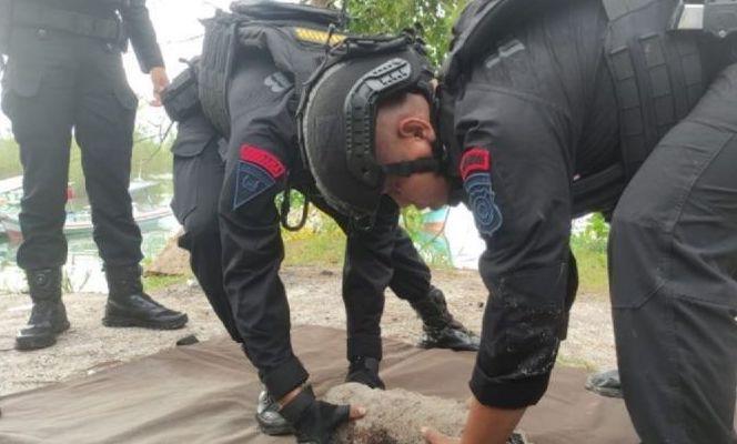 Jibom Hancurkan Mortir Aktif Amunisi Kapal Perang Ditemukan Nelayan di Belitung