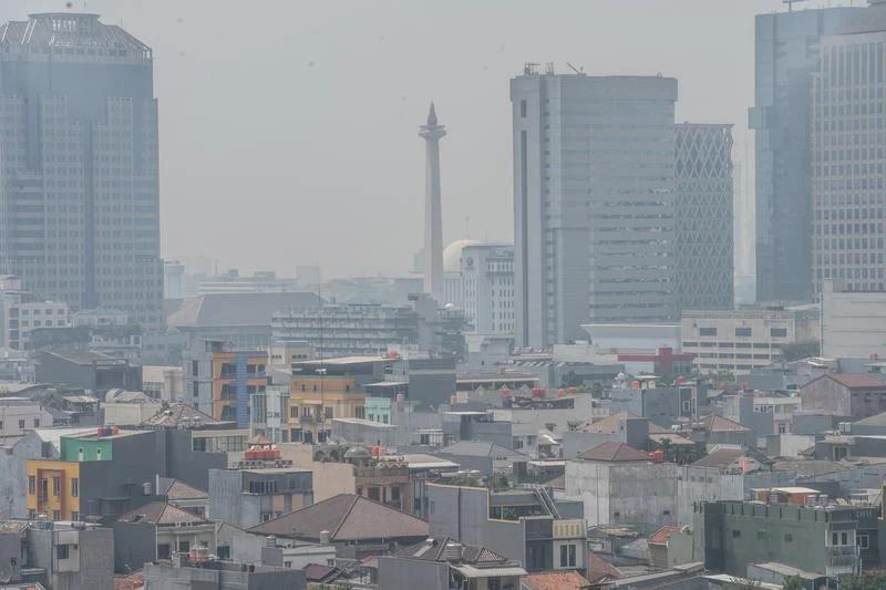 Kualitas Udara Jakarta Tak Sehat Hari Ini, Warga Diimbau Gunakan Masker