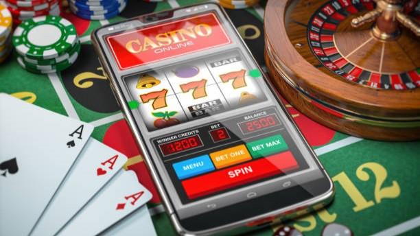 Polisi Grebek 3 Markas Judi Online di Purwokerto, 12 Tersangka 1 DPO