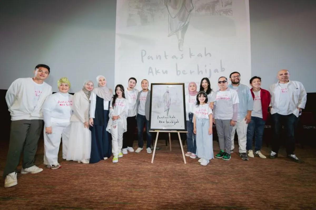 Bryan Domani dan Nadya Arina Dipertemukan di Film "Pantaskah Aku Berhijab"