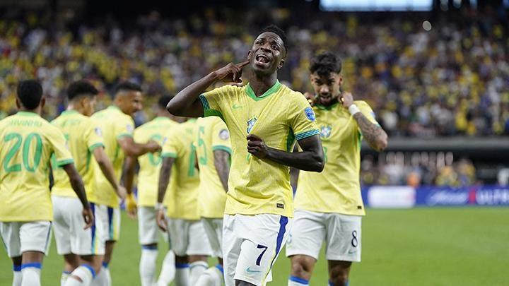 Brasil Menang Telak 4-1 dari Paraguay, Vinicius Cetak Brace