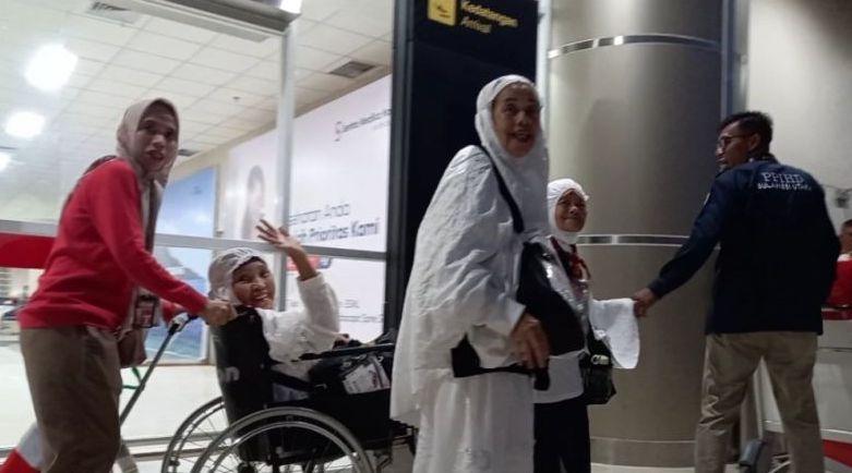 321 Jemaah Haji Asal Sulawesi Utara Tiba di Manado Pagi Ini