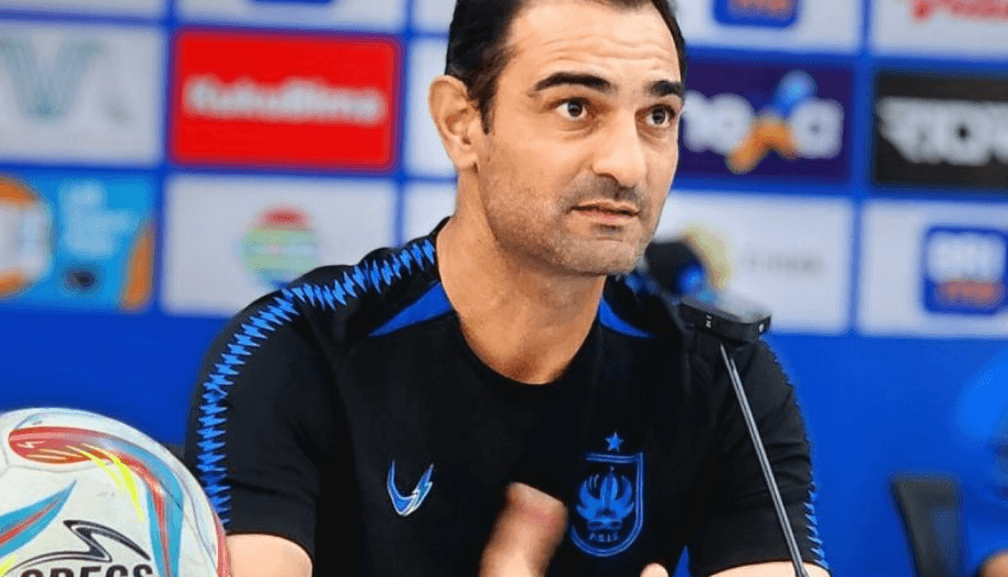 Ini Alasan Pelatih PSIS Semarang Datangkan Bek Asing Roger Bonet