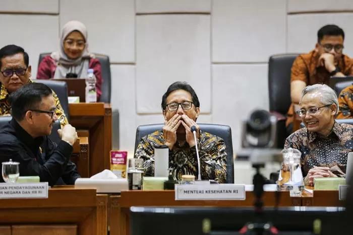 Kemenkes Tolak DIM RUU POM, Komisi IX Berang!