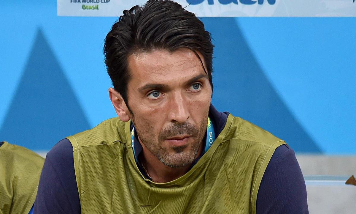 Meski Gagal di Euro, Buffon Putuskan Tetap Lanjut di Timnas Italia