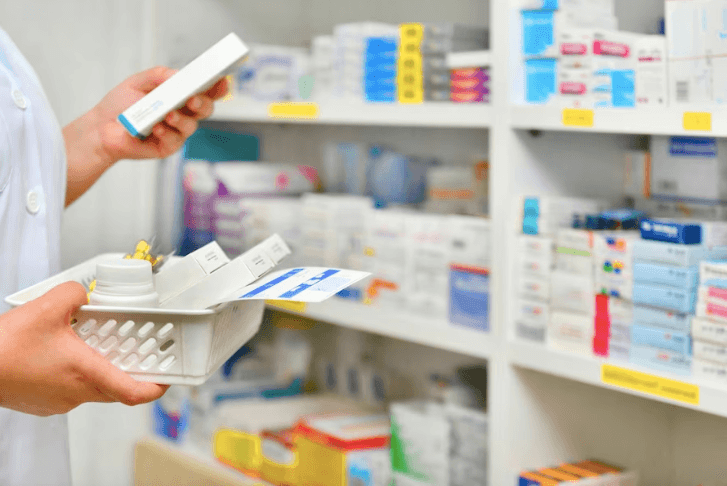 Apa Hubungan Antara Dokter Impor dan Mahalnya Harga Obat di Indonesia?