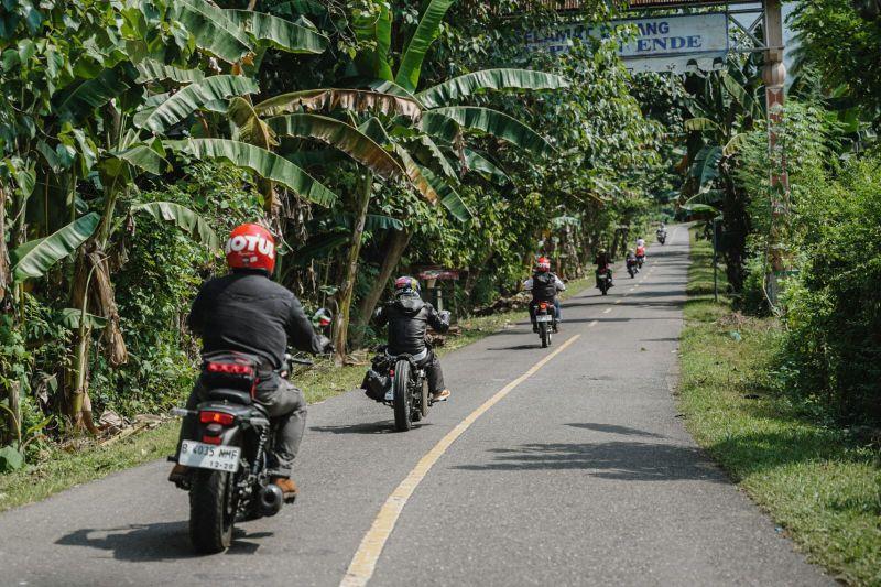 Motul Promosikan Wisata Indonesia dengan Ajak Bikers Touring ke Flores
