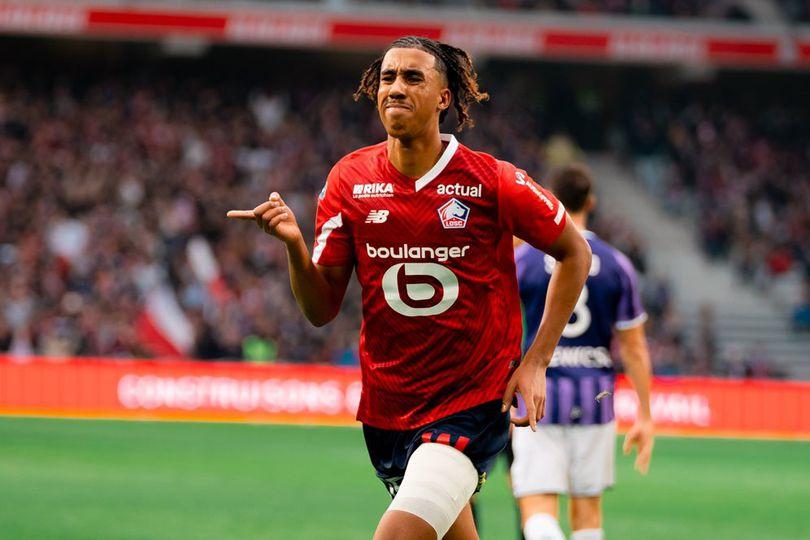 MU Sepakati Transfer Bek Muda Lille, Leny Yoro