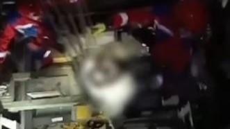 Damkar Evakuasi 4 Orang Terjebak dalam Lift Gedung di Kemayoran Jakpus