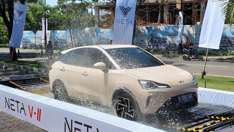 NETA Klaim Baterai V-II Aman Terobos Banjir