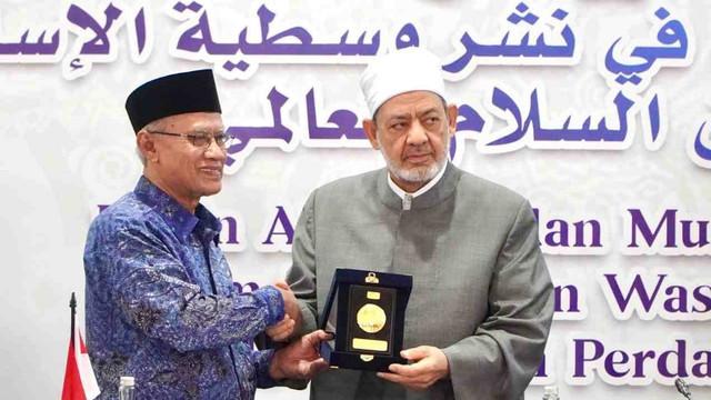 Grand Syekh Al Azhar Kunjungi PP Muhammadiyah, Tekankan Pentingnya Wasatiyah Islam