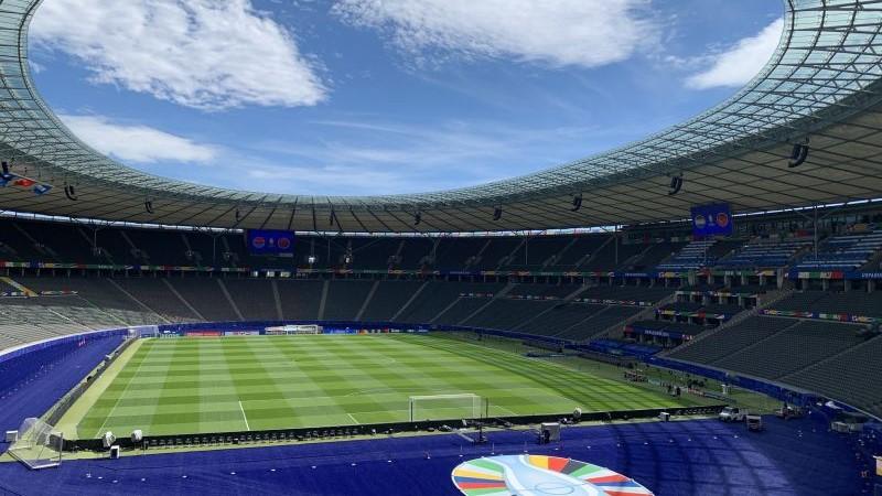 Ini Reaksi Suporter Inggris-Spanyol Jelang Final Euro 2024
