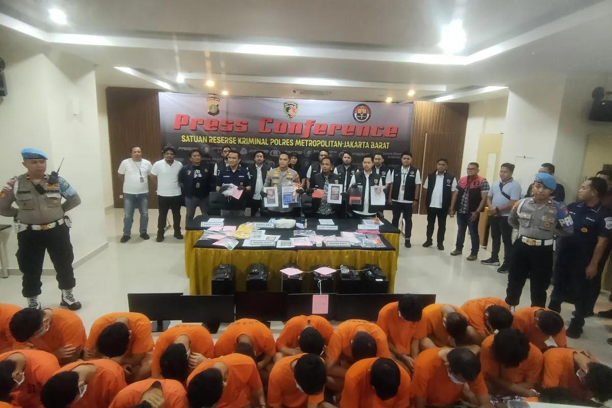 Polisi Selidiki Sindikat Judi Online Lain yang Retas Situs Pemerintah hingga Akademik