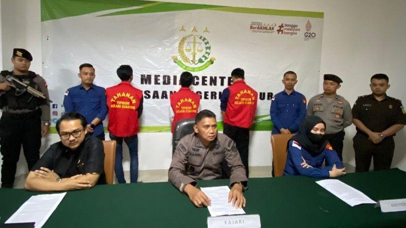 Pegawai Bank di Cianjur Diduga Korupsi hingga Rp3,1 Miliar