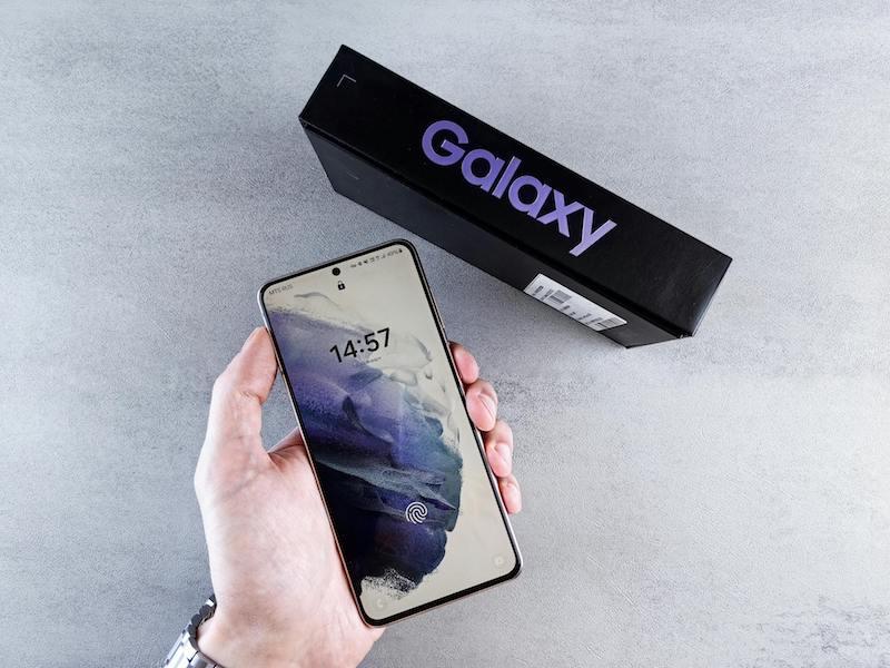 Ini Handphone Terbaik Seharga Rp3 Jutaan