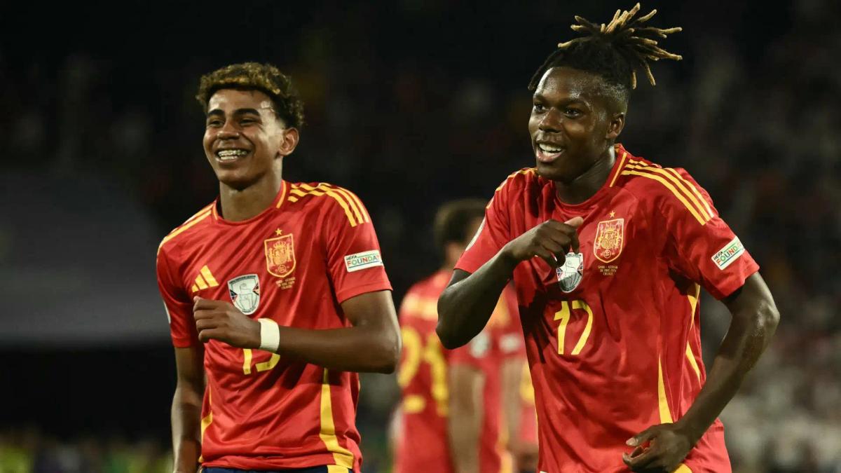 Barcelona Berniat Duetkan Lamine Yamal dan Nico Williams Musim Depan