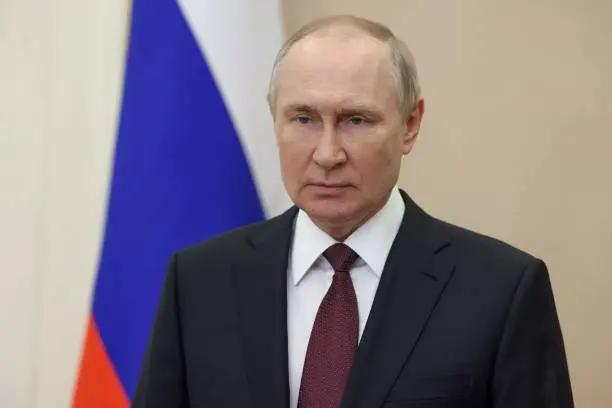 Putin Berduka atas Meninggalnya Sekjen Partai Komunis Vietnam
