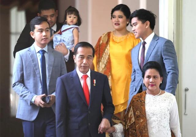 Jokowi Disebut Sebagai 'Bapak Nepotisme', Bikin Praktik Oligarki Makin Kuat
