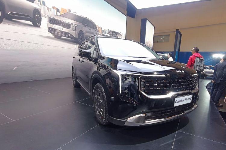 KIA Carnival Facelift Meluncur dengan Varian Mesin Hybrid di GIIAS 2024