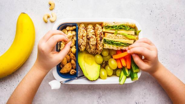 Uji Coba Makan Siang Gratis di Solo, Anggaran dari Gibran