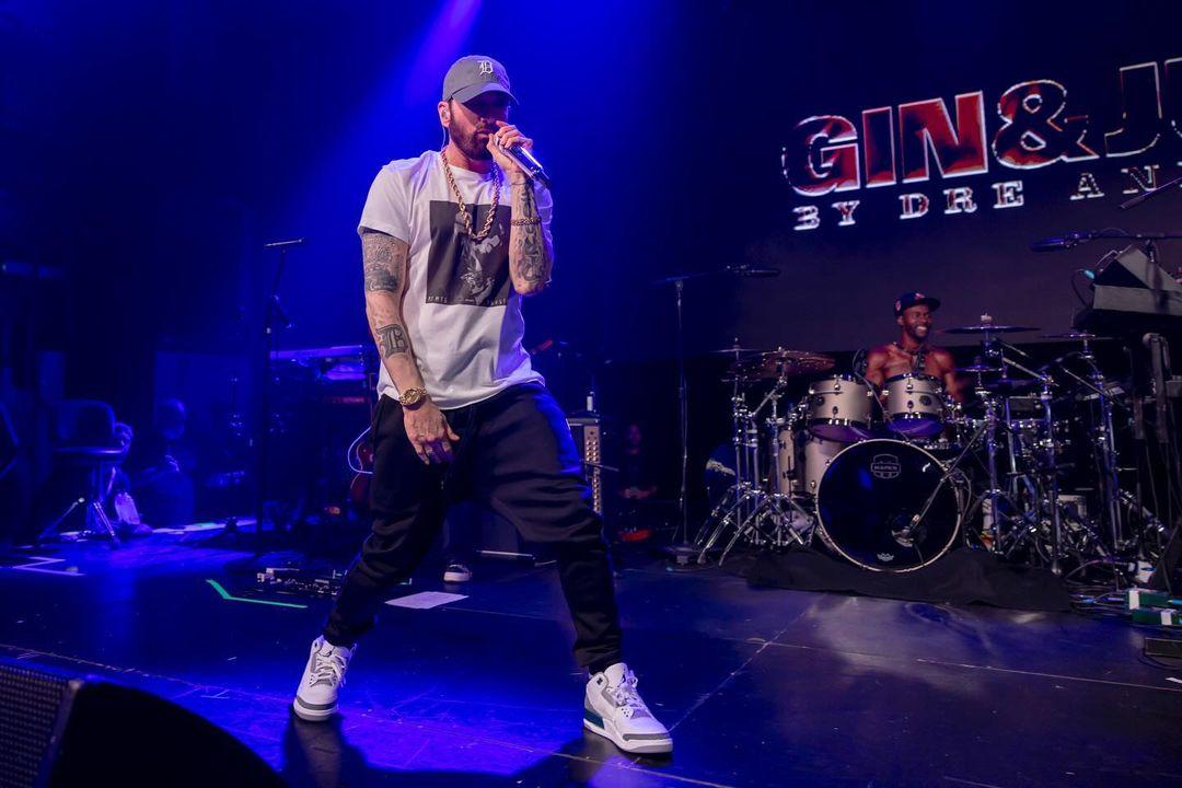 The Death of Slim Shady oleh Eminem Kembali di Puncak Billboard 200