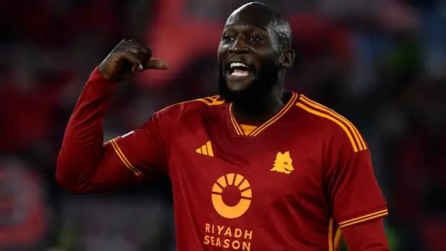 Ogah Balik ke Chelsea, Lukaku Siap Potong Gaji untuk Bela Napoli