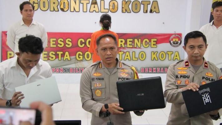 Biayai Mantan Pacar, Mahasiswi di Gorontalo Gadai 11 Laptop Temannya