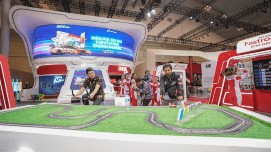 Pertamina di GIIAS 2024: Suguhkan Simulator Balap hingga Berikan Hadiah Tiket MotoGP