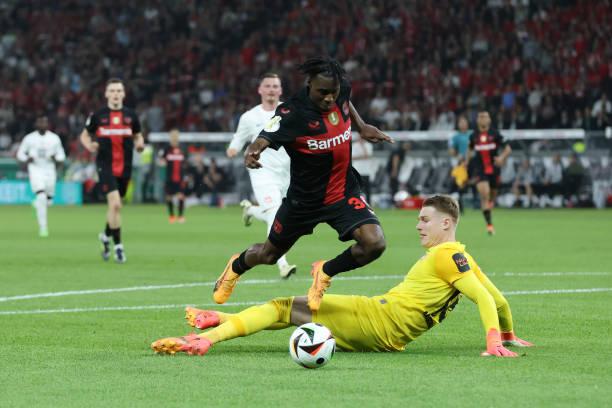 Arne Slot Tertarik untuk Datangkan Jeremie Frimpong