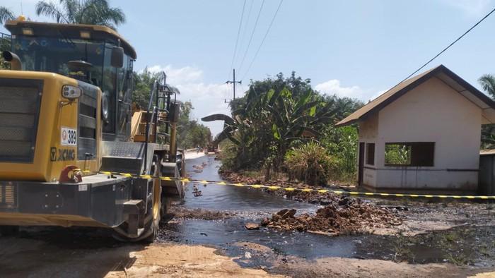 Rumah Warga di Jalur Lintas Kena Minyak Mentah Imbas Pipa di Blok Rokan Bocor