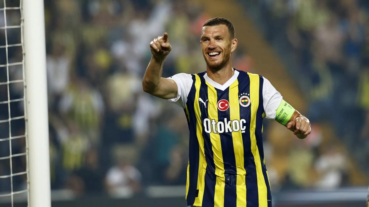 Fenerbahce Lolos Kualifikasi Liga Champions, Mourinho Comeback Lewat Hattrick Edin Dzeko