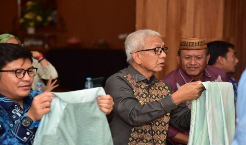 Pj Gubernur Gorontalo Harap Kain Karawo Tembus Pasar Global