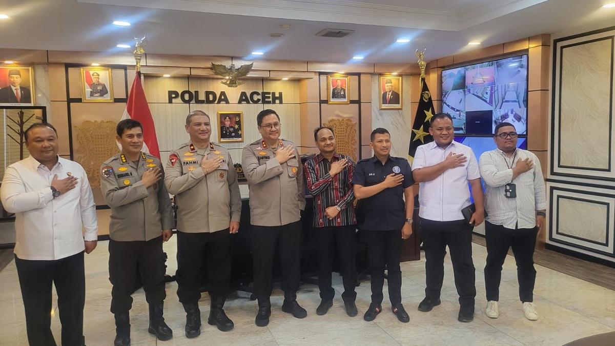 Ketua Komite I DPD RI Fachrul Razi Lakukan Pertemuan dengan Kapolda Aceh
