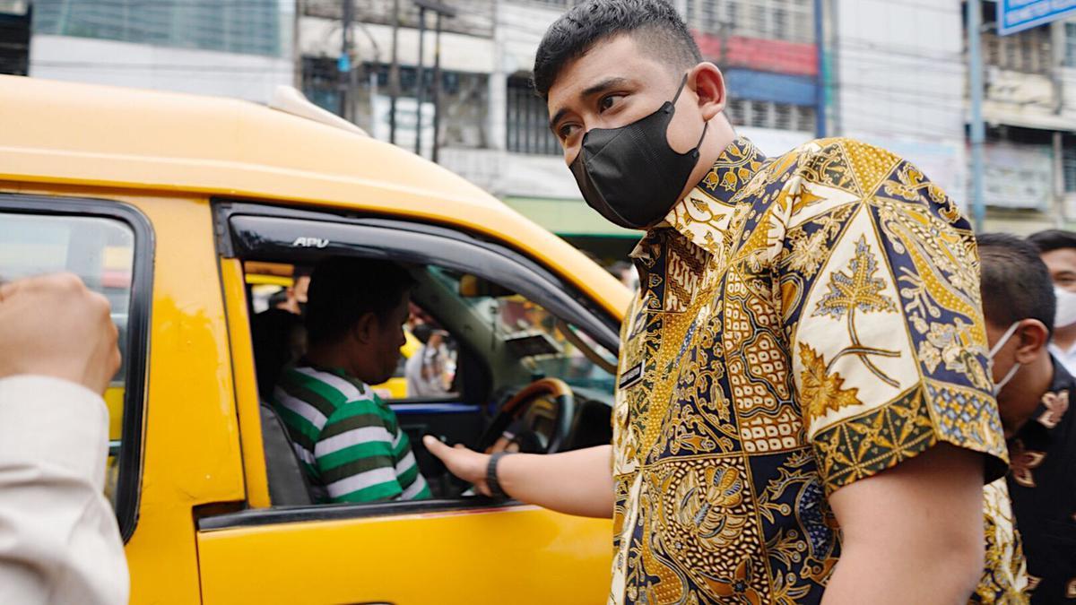 Bobby Marahi Kadishub gegara Bus Ngetem Bikin Macet di Medan: Kita Agak Kecewa Sedikit