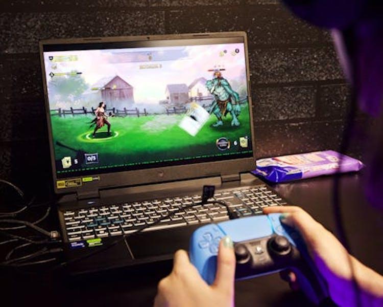 7 Rekomendasi Laptop Gaming Rp5 Jutaan